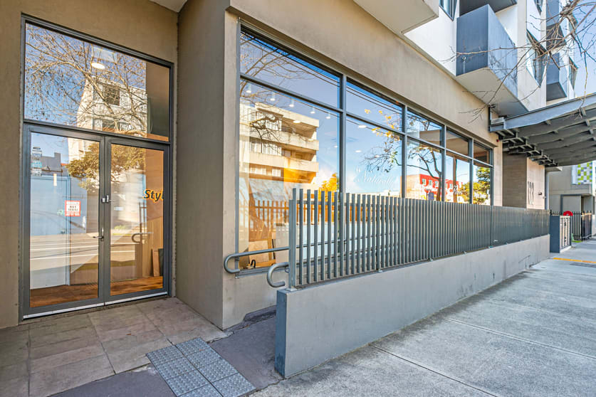 Click to view all images Shop 1/133 Botany Road Waterloo NSW 2017 - Image 1