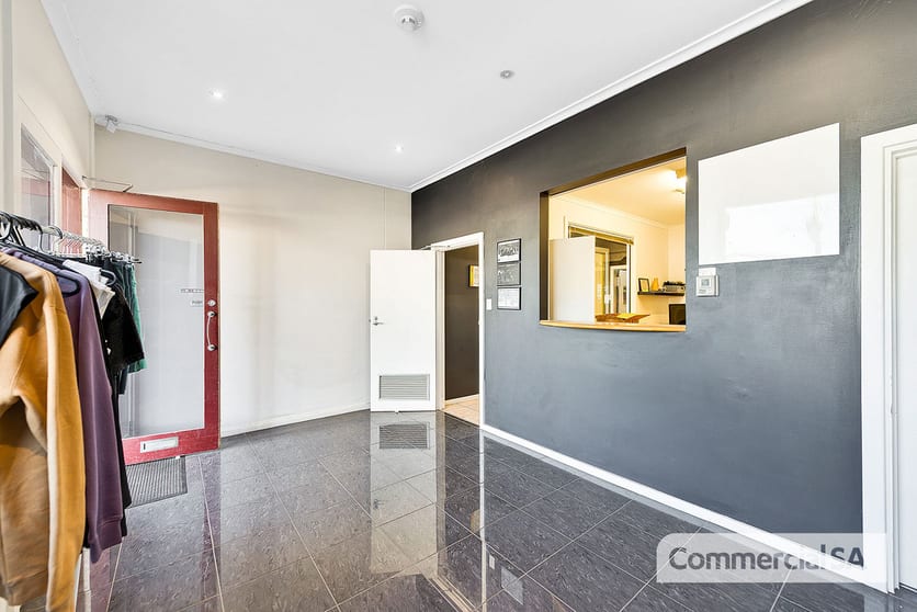 Click to view all images 122 Mooringe Avenue North Plympton SA 5037 - Image 3