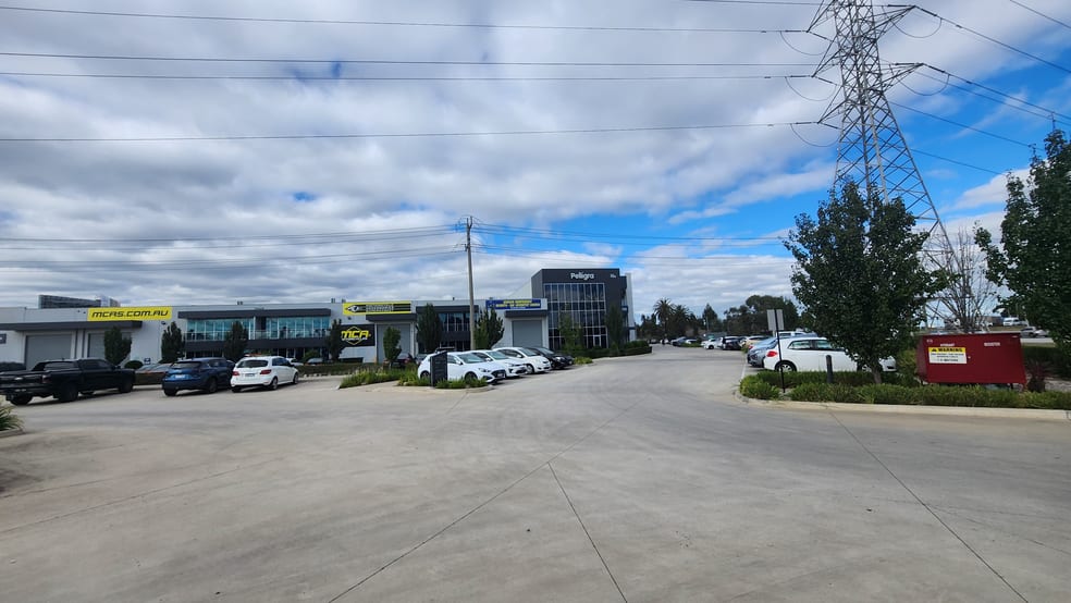 Level 1/Level 1 107 16A Keilor Park Dr Keilor East VIC 3033 - Image 2
