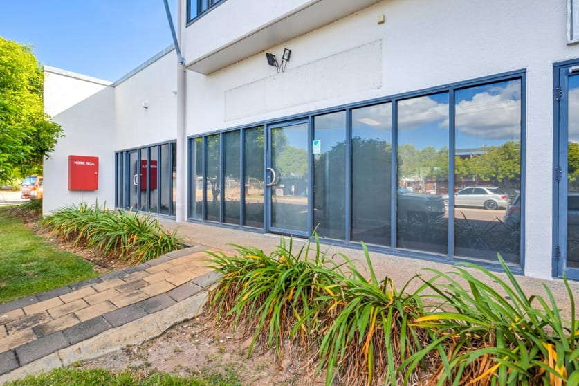 25/16 Charlton Court Woolner NT 0820 - Image 1