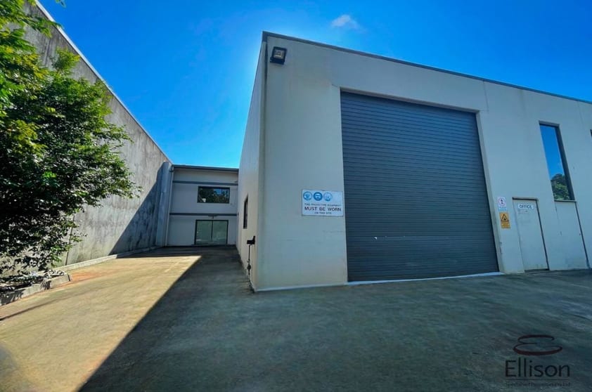 Click to view all images 3/2-6 Commerce Circuit Yatala QLD 4207 - Image 1