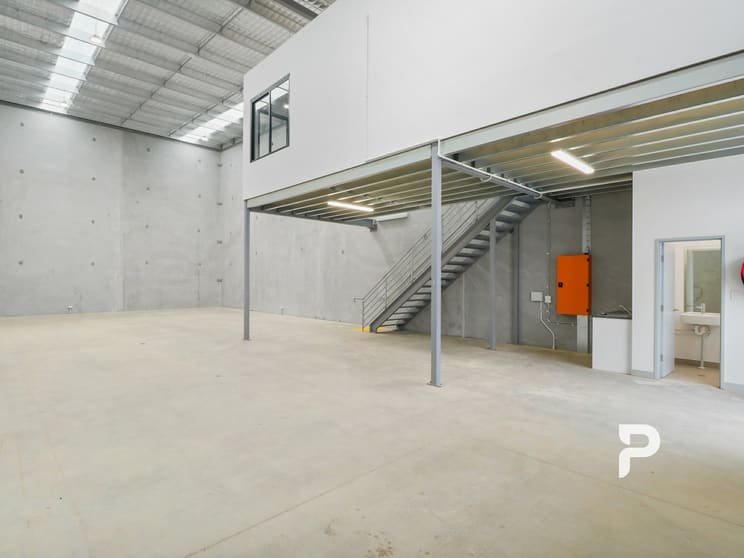 Click to view all images 9/54 Fairey Road South Windsor NSW 2756 - Image 2