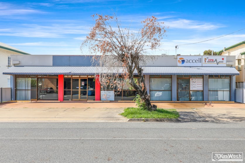 Click to view all images 147A Kent Street Rockhampton City QLD 4700 - Image 1