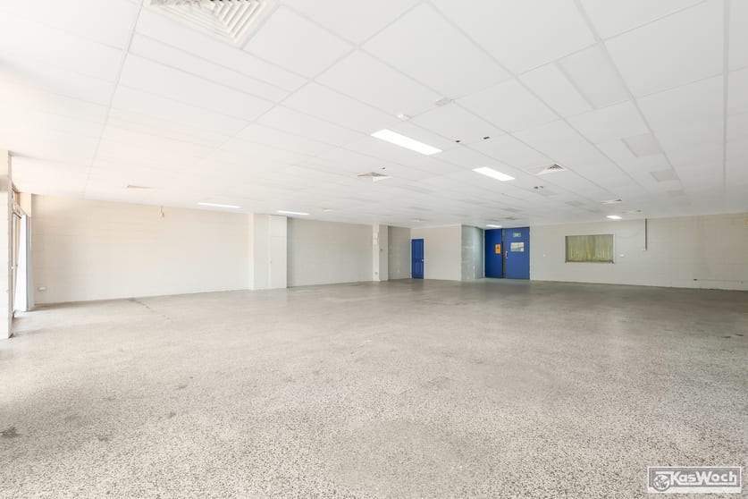Click to view all images 147A Kent Street Rockhampton City QLD 4700 - Image 3