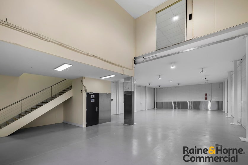 Click to view all images 32/25-31 Alfred Road Chipping Norton NSW 2170 - Image 2
