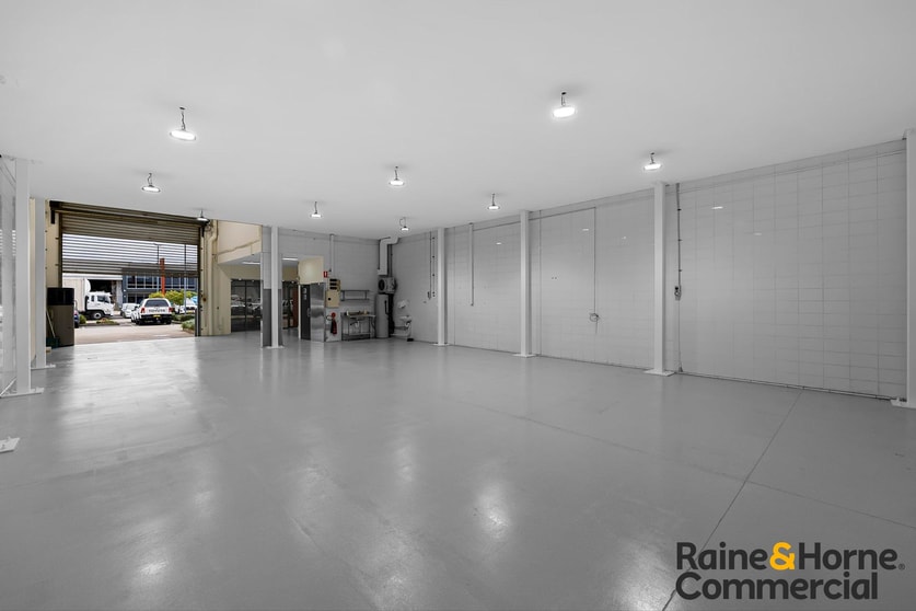 Click to view all images 32/25-31 Alfred Road Chipping Norton NSW 2170 - Image 3