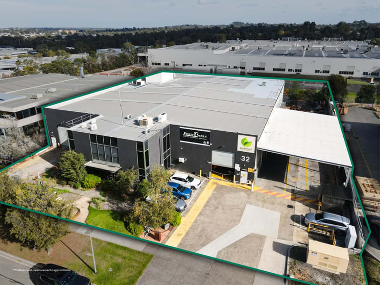 Click to view all images 30-32 Centre Way Croydon VIC 3136 - Image 2