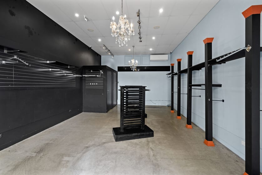 Click to view all images 1/30 King Street Cotton Tree QLD 4558 - Image 1