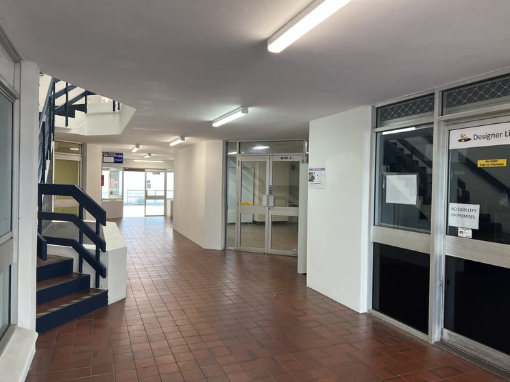 Click to view all images 2/71 King Street Caboolture QLD 4510 - Image 2