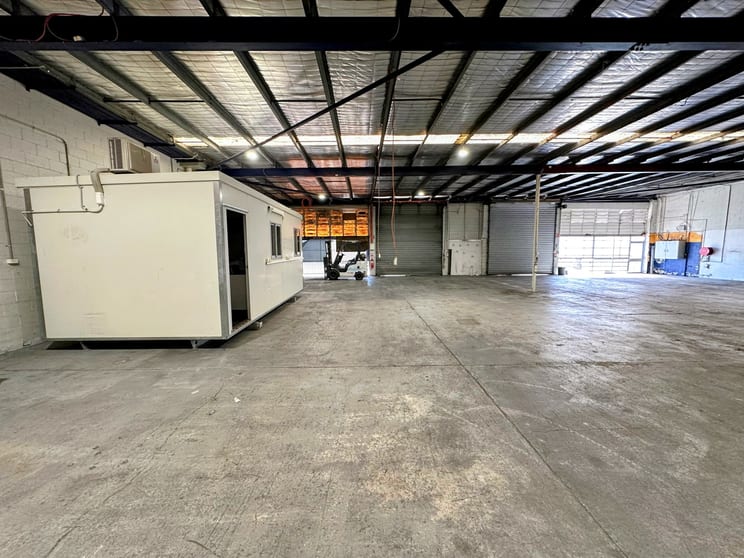 Click to view all images 12 Aranda Street Slacks Creek QLD 4127 - Image 3
