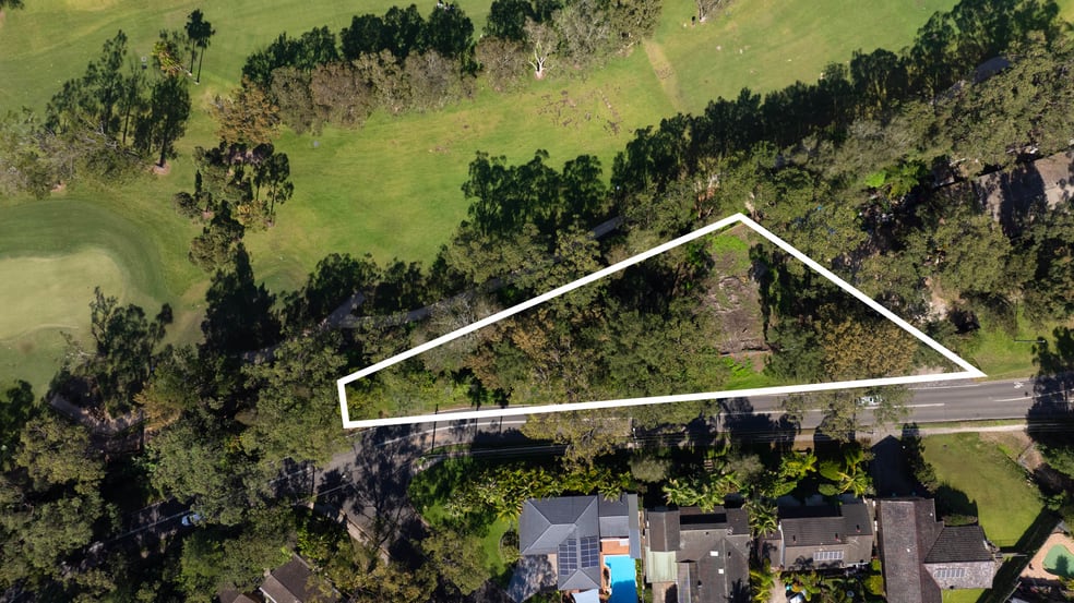 Click to view all images 39 Cabbage Tree Road Bayview NSW 2104 - Image 3