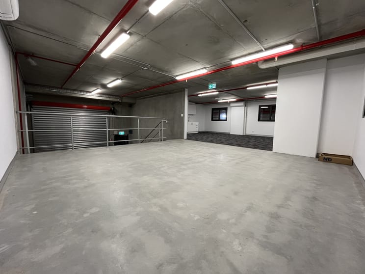 Unit 32/2 The Crescent Kingsgrove NSW 2208 - Image 1