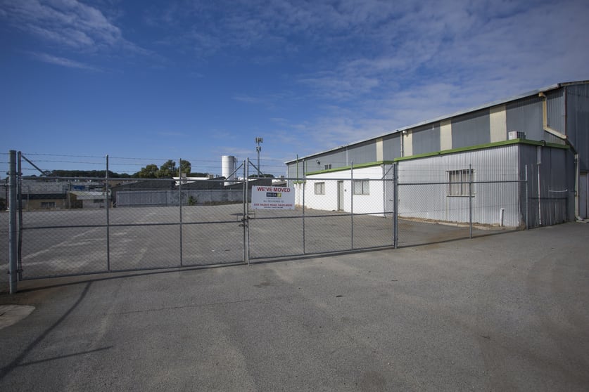 Click to view all images 4/4 Ladner Street O'connor WA 6163 - Image 2