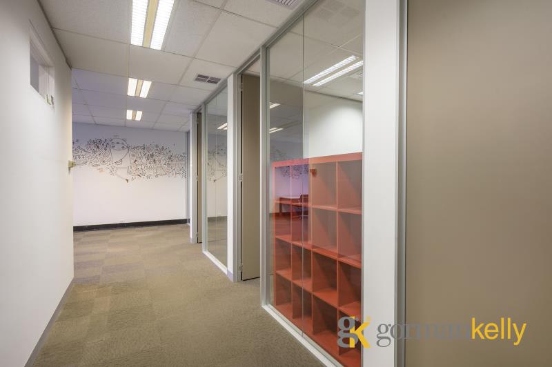 Click to view all images Suite 13/214-216 Bay Street Brighton VIC 3186 - Image 3