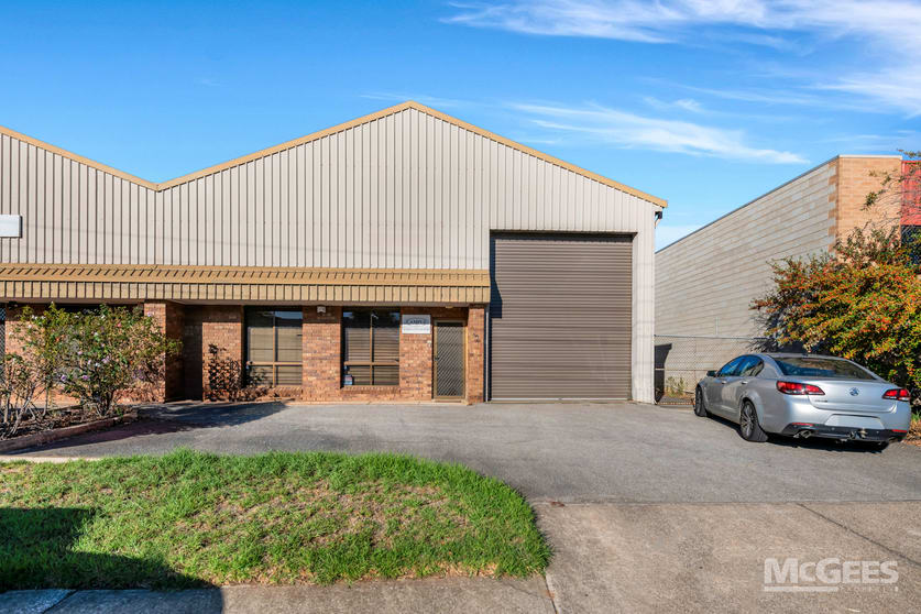 Click to view all images 2/5 Barrpowell Street Welland SA 5007 - Image 1