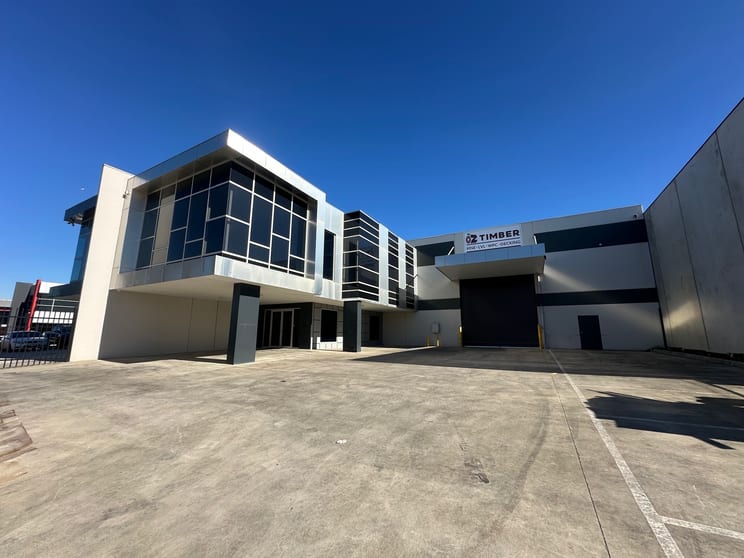 Click to view all images 9A Burnett Street Somerton VIC 3062 - Image 1