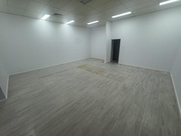 Click to view all images Unit 2/116 - 118 Wollongong Street Fyshwick ACT 2609 - Image 3