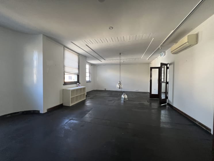 Click to view all images Level 1/31 Hall Street Bondi Beach NSW 2026 - Image 2