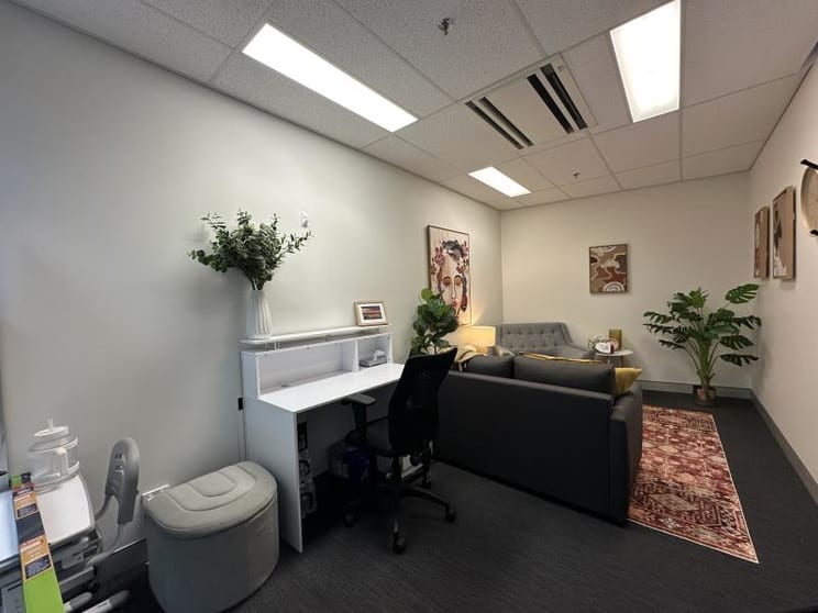 Level 4 Suite 4.40/200 Central Coast Highway Erina NSW 2250 - Image 2
