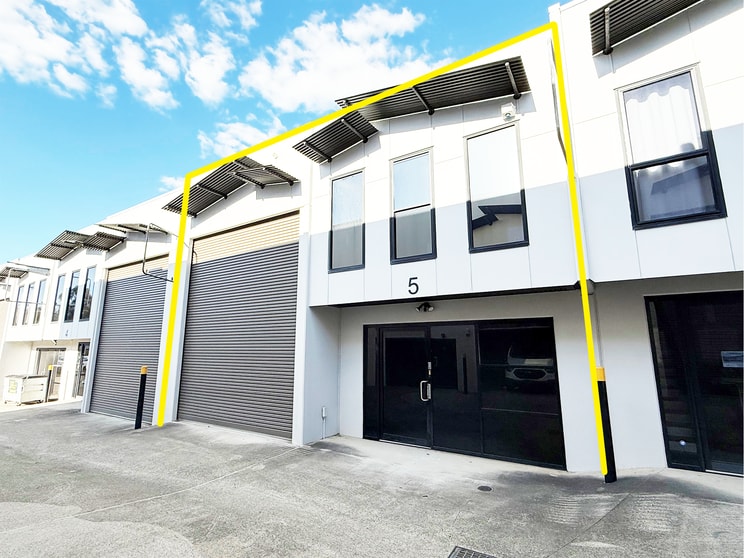 Click to view all images 5/5-7 Cairns Street Loganholme QLD 4129 - Image 1