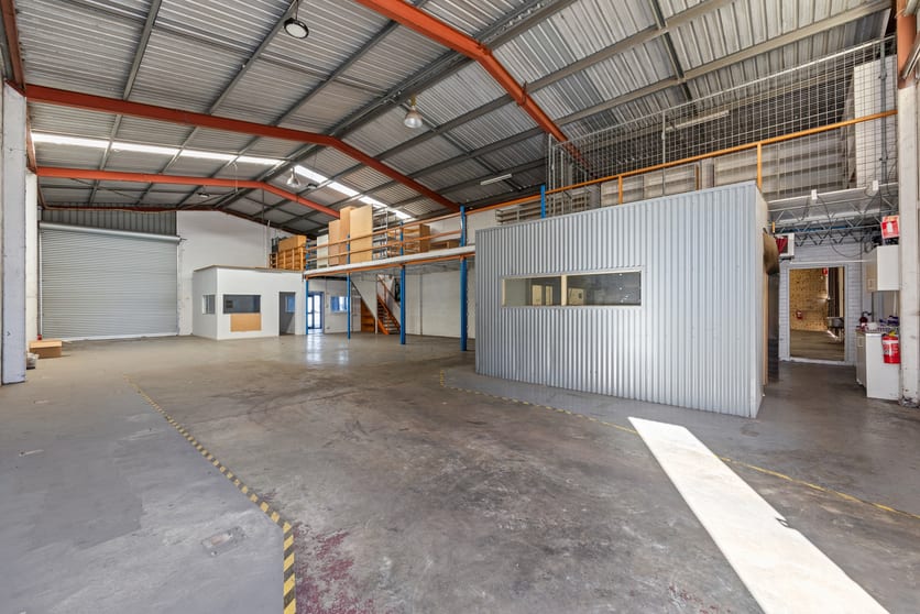 Click to view all images 6&7/82 Erindale Road Balcatta WA 6021 - Image 2