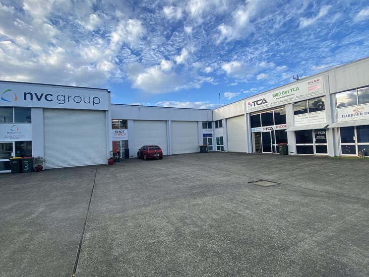 Click to view all images 5/21-23 Hurley Drive Coffs Harbour NSW 2450 - Image 3