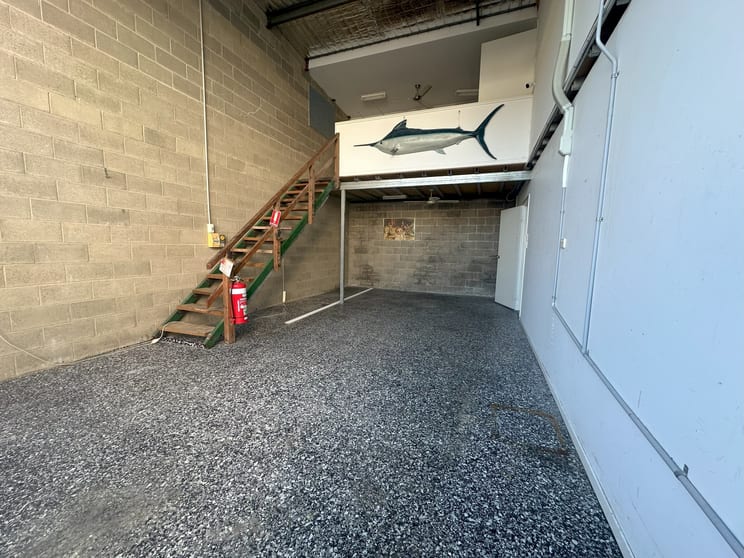Click to view all images 5/21-23 Hurley Drive Coffs Harbour NSW 2450 - Image 2