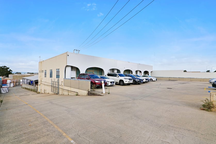 Click to view all images 97-99 Ewing Street Welshpool WA 6106 - Image 1