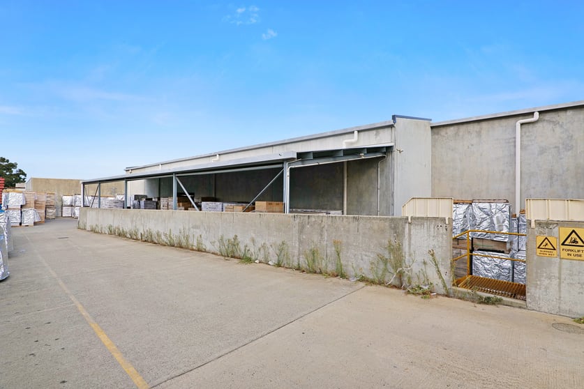Click to view all images 97-99 Ewing Street Welshpool WA 6106 - Image 3