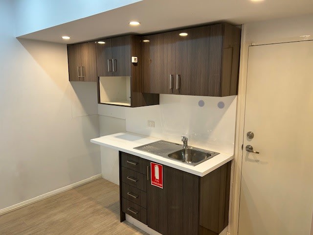 Click to view all images 2/135 Crown Street Wollongong NSW 2500 - Image 3