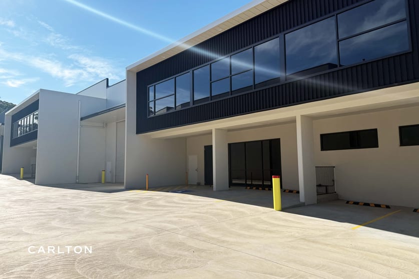 Click to view all images 2/21-29 Pikkat Drive Braemar NSW 2575 - Image 1