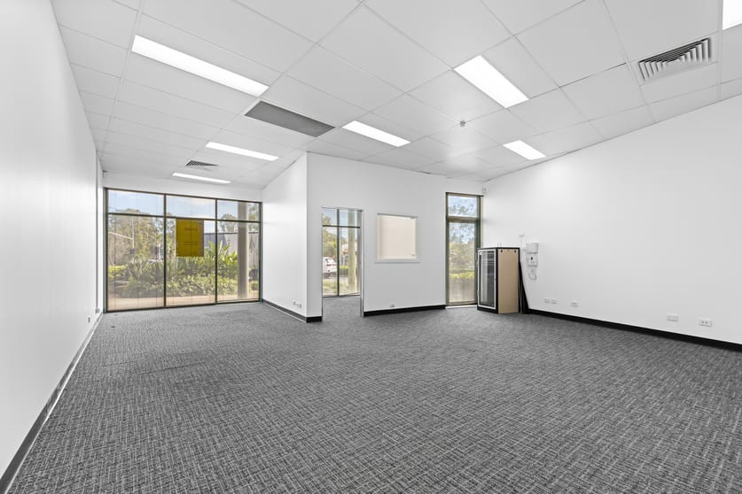 Click to view all images 7/39 Old Cleveland Road Capalaba QLD 4157 - Image 3