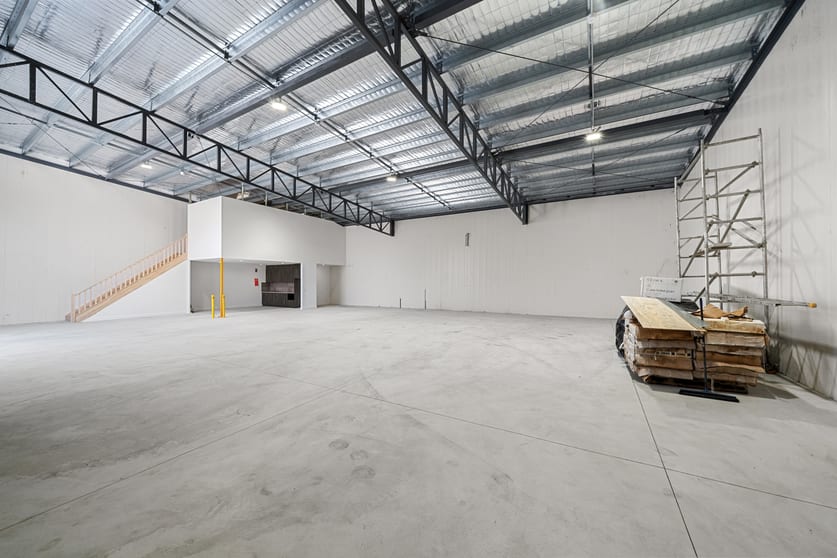 Click to view all images 5/21 Albany Street Fyshwick ACT 2609 - Image 3