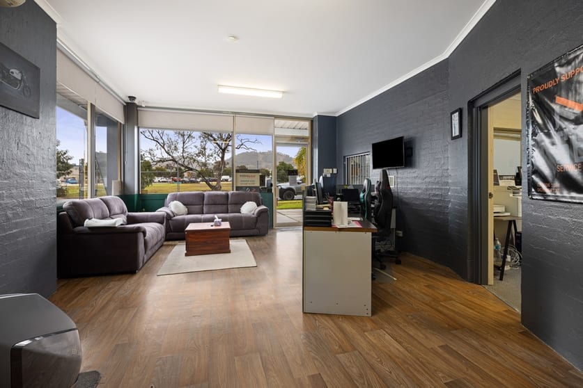 Click to view all images 1/9 Sanyo Drive Wodonga VIC 3690 - Image 2