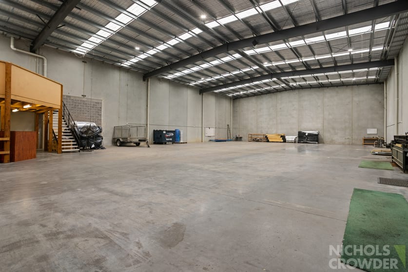 103 Frankston Gardens Drive Carrum Downs VIC 3201 - Image 2