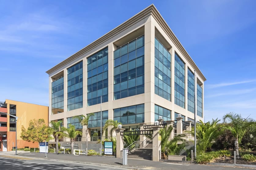 Click to view all images 100 Brougham Street Geelong VIC 3220 - Image 1