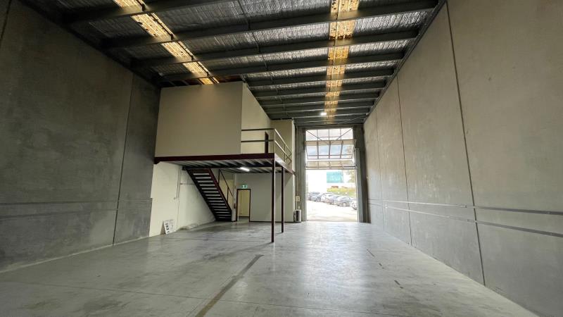Click to view all images Unit 7/18-20 Redland Drive Mitcham VIC 3132 - Image 2