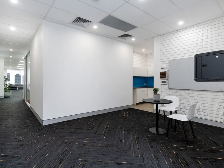 Click to view all images 2/152 High Street Fremantle WA 6160 - Image 3