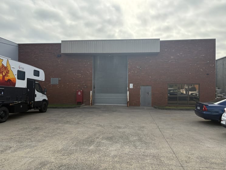 Click to view all images 33 Industrial Drive Braeside VIC 3195 - Image 1