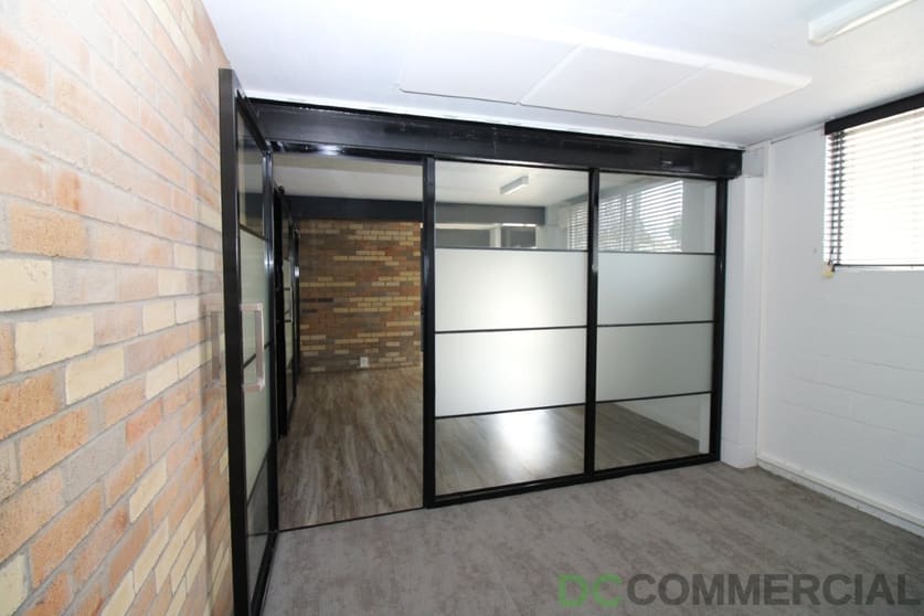 Click to view all images F/275-279 Ruthven Street Toowoomba City QLD 4350 - Image 3