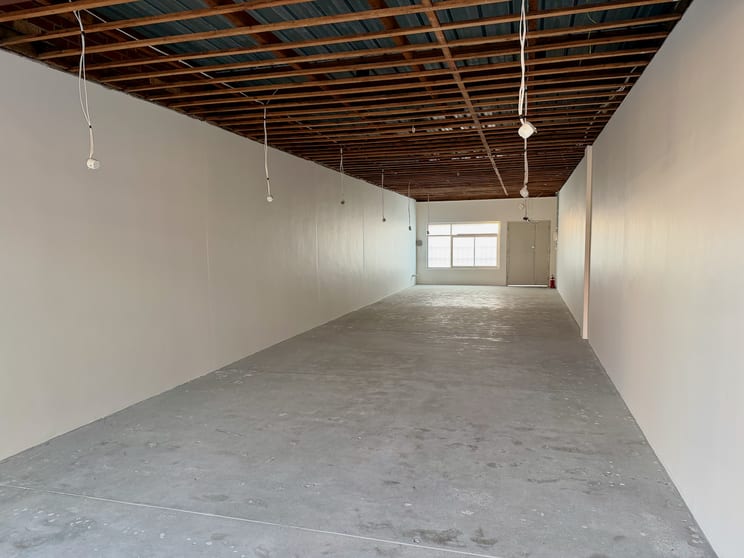 Click to view all images 2/89 Edith Street Wynnum QLD 4178 - Image 3
