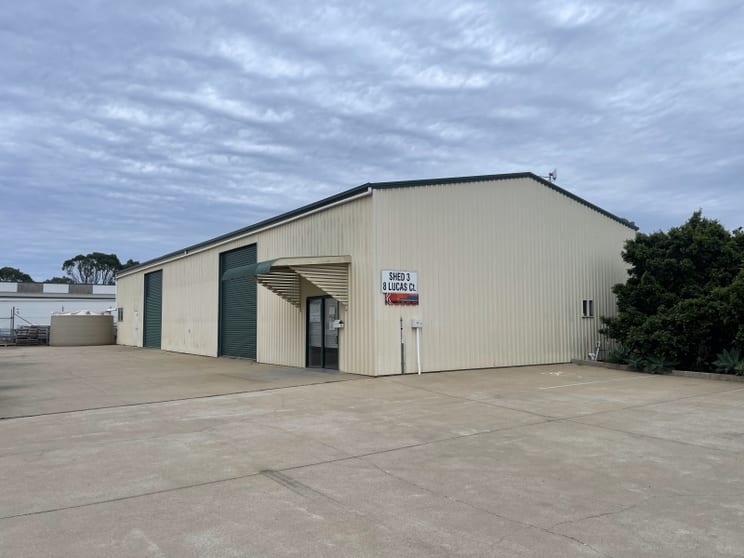 Click to view all images 8 Lucas Court St Helens QLD 4356 - Image 2