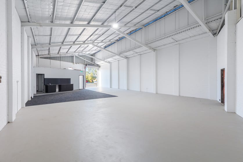 Click to view all images 7 Durham Road Bayswater WA 6053 - Image 2
