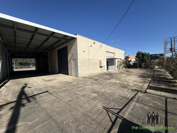 Click to view all images 6 Armitage Street Bongaree QLD 4507 - Image 2