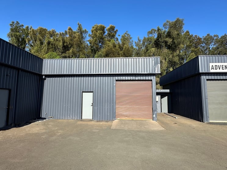 Click to view all images 5/153 Industrial Road Oak Flats NSW 2529 - Image 1