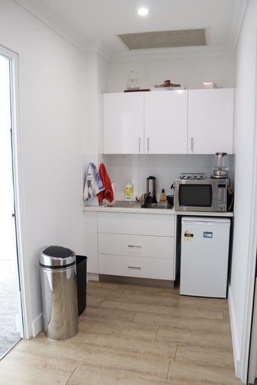 Click to view all images 12a/88 Broadway Nedlands WA 6009 - Image 2