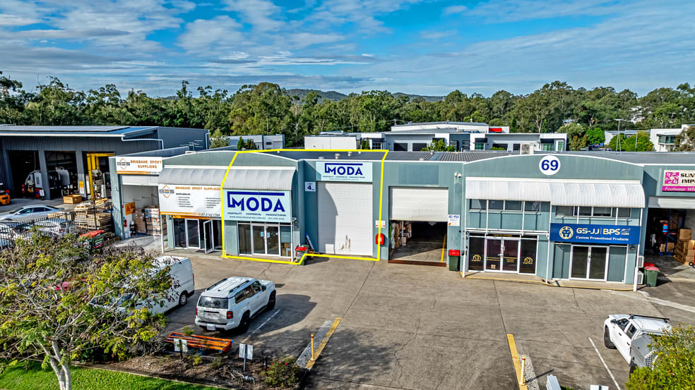4/69 Secam Street Mansfield QLD 4122 - Image 1