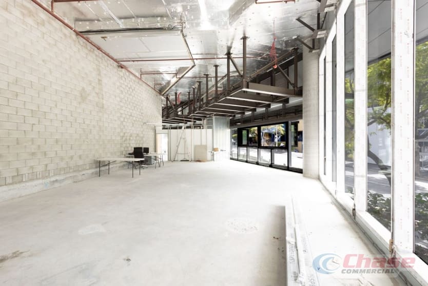 Click to view all images 152 Wharf Street Spring Hill QLD 4000 - Image 1