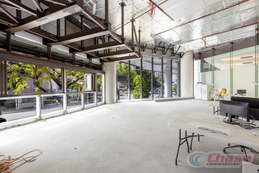 Click to view all images 152 Wharf Street Spring Hill QLD 4000 - Image 2