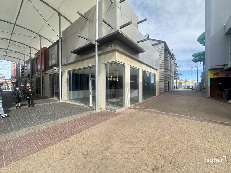 Click to view all images 111/7 Moseley Square Glenelg SA 5045 - Image 1
